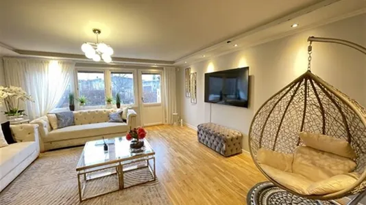 Houses in Stockholm West - photo 3