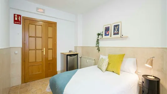 Rooms in Madrid Tetuán - photo 4