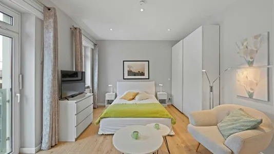 Apartments in Location is not specified - photo 2