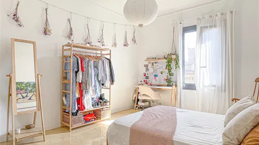 Rooms in Barcelona Eixample - photo 5