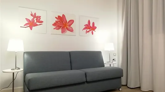 Apartments in San Donato Milanese - photo 2