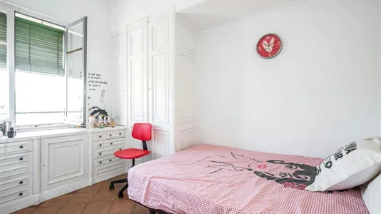Rooms in Barcelona Eixample - photo 3