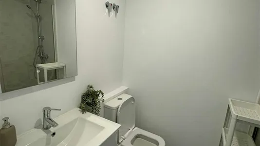 Rooms in AlaquĆ s - photo 7