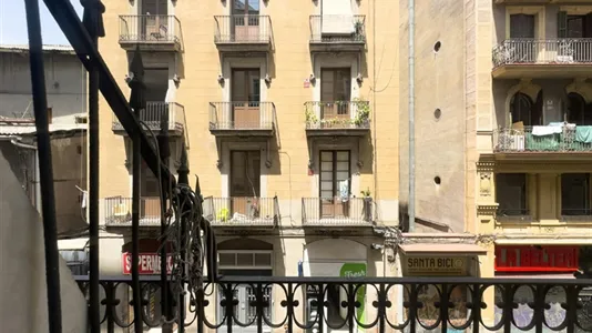 Rooms in Barcelona Ciutat Vella - photo 5