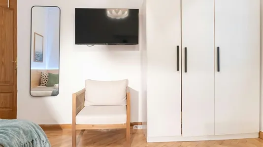 Rooms in Madrid Centro - photo 7