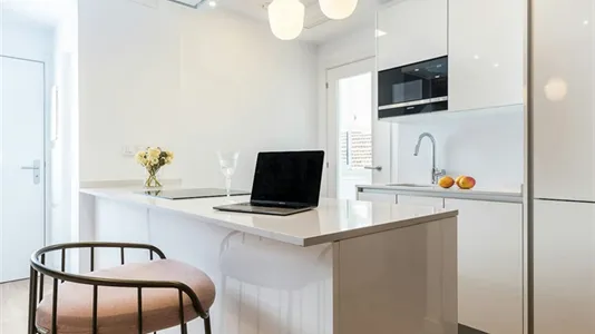 Apartments in Barcelona Les Corts - photo 10