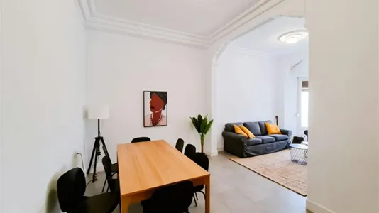 Rooms in Valencia Ciutat Vella - photo 5