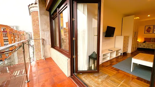 Rooms in Bilbao - photo 4