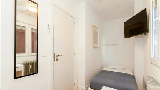 Rooms in Alcalá de Henares - photo 3