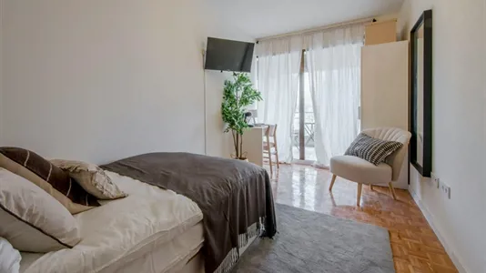 Rooms in Coslada - photo 2