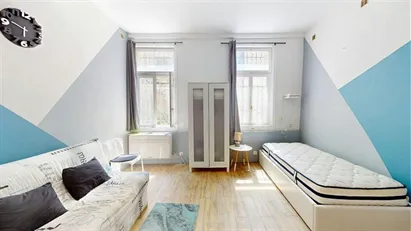 Apartment for rent in Avignon, Provence-Alpes-Côte d'Azur