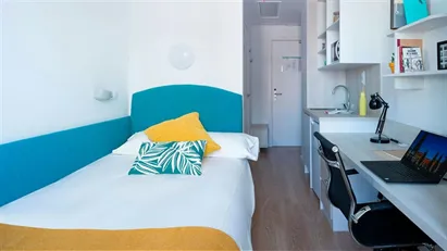 Room for rent in Barcelona Sants-Montjuïc, Barcelona
