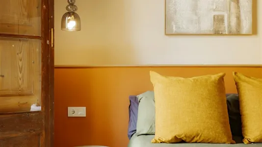 Rooms in Barcelona Ciutat Vella - photo 5