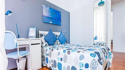 Room for rent in Milano Zona 6 - Barona, Lorenteggio, Milan