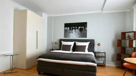 Apartments in Cologne Innenstadt - photo 2