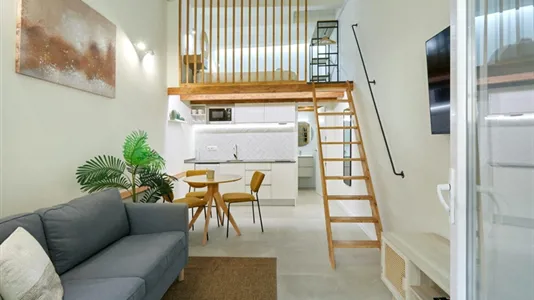 Apartments in Barcelona Ciutat Vella - photo 1