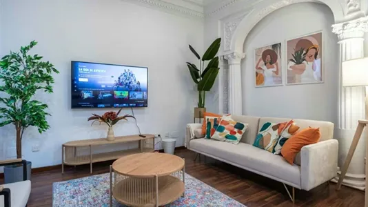 Rooms in Barcelona Sarrià-St. Gervasi - photo 8