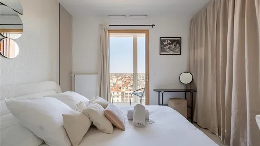 Apartments in Lyon - photo 2