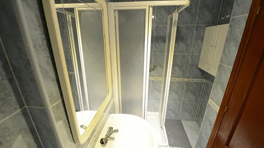 Rooms in Bilbao - photo 9