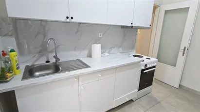 House for rent in Keratsini-Drapetsona, Attica