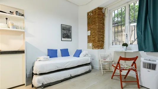 Apartments in Madrid Centro - photo 2