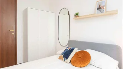 Room for rent in Milano Zona 2 - Stazione Centrale, Gorla, Turro, Greco, Crescenzago, Milan