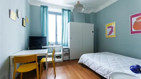 Apartments in Milano Zona 8 - Fiera, Gallaratese, Quarto Oggiaro - photo 4