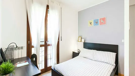 Rooms in Milano Zona 5 - Vigentino, Chiaravalle, Gratosoglio - photo 2