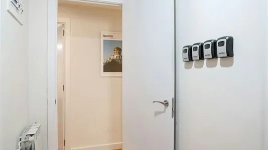 Rooms in Madrid Puente de Vallecas - photo 9