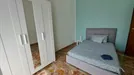 Room for rent, Genoa, Liguria, &lt;span class=&quot;blurred street&quot; onclick=&quot;ProcessAdRequest(11867205)&quot;&gt;&lt;span class=&quot;hint&quot;&gt;See streetname&lt;/span&gt;[xxxxxxxxxxxxx]&lt;/span&gt;
