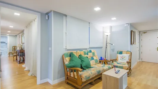 Rooms in Madrid Centro - photo 10