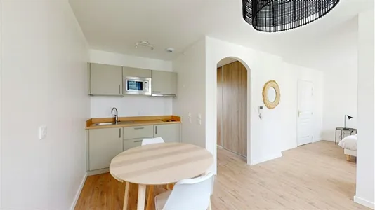 Apartments in Chartres - photo 2