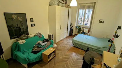 Room for rent in Milano Zona 6 - Barona, Lorenteggio, Milan