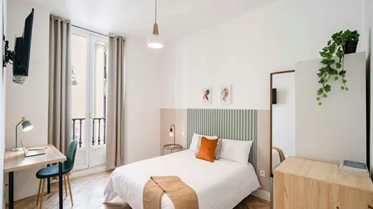 Rooms in Madrid Centro - photo 9