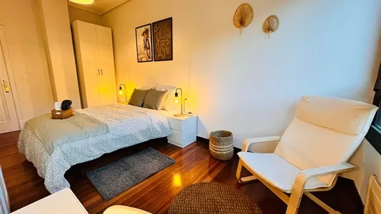 Rooms in Bilbao - photo 5
