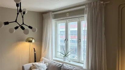 Göteborg - 1rok - 6mån - 12.075kr/mån