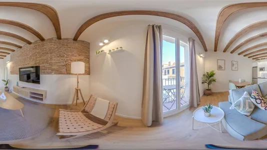 Apartments in Barcelona Ciutat Vella - photo 7