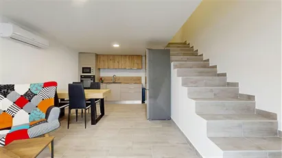 Room for rent in Grenoble, Auvergne-Rhône-Alpes