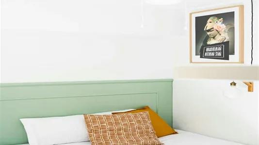 Rooms in Madrid Centro - photo 5