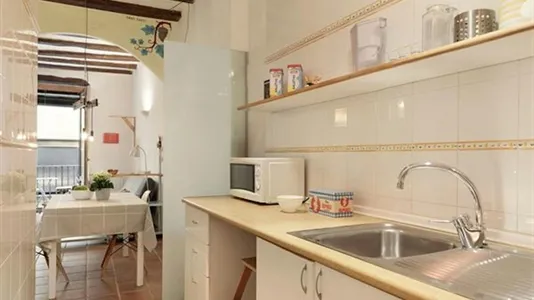 Apartments in Barcelona Ciutat Vella - photo 9