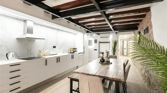 Apartments in Barcelona Ciutat Vella - photo 8