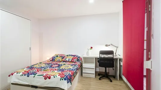 Rooms in Valencia Ciutat Vella - photo 5