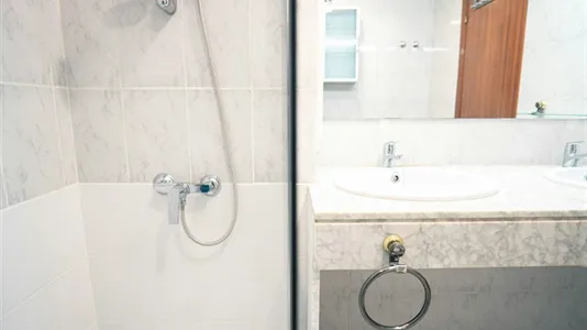 Rooms in Barcelona Les Corts - photo 5