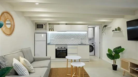 Apartments in Barcelona Ciutat Vella - photo 8
