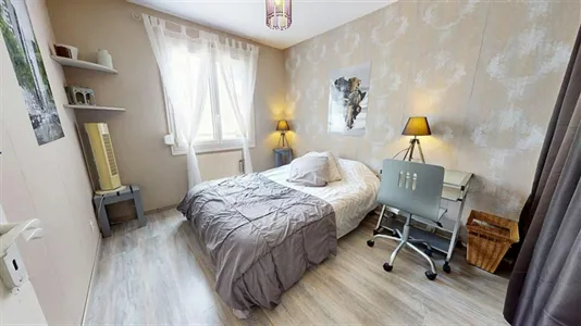Rooms in Lyon - photo 3