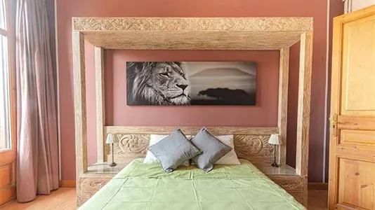 Rooms in Barcelona Ciutat Vella - photo 3