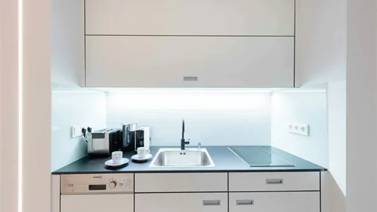 Apartments in Frankfurt Süd - photo 3