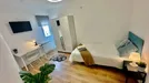 Room for rent, Zaragoza, Aragón, &lt;span class=&quot;blurred street&quot; onclick=&quot;ProcessAdRequest(8700385)&quot;&gt;&lt;span class=&quot;hint&quot;&gt;See streetname&lt;/span&gt;[xxxxxxxxxxxxx]&lt;/span&gt;