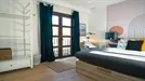 Room for rent, Barcelona Ciutat Vella, Barcelona, &lt;span class=&quot;blurred street&quot; onclick=&quot;ProcessAdRequest(7750681)&quot;&gt;&lt;span class=&quot;hint&quot;&gt;See streetname&lt;/span&gt;[xxxxxxxxxxxxx]&lt;/span&gt;