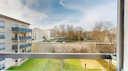 Apartments in Lyon - photo 8